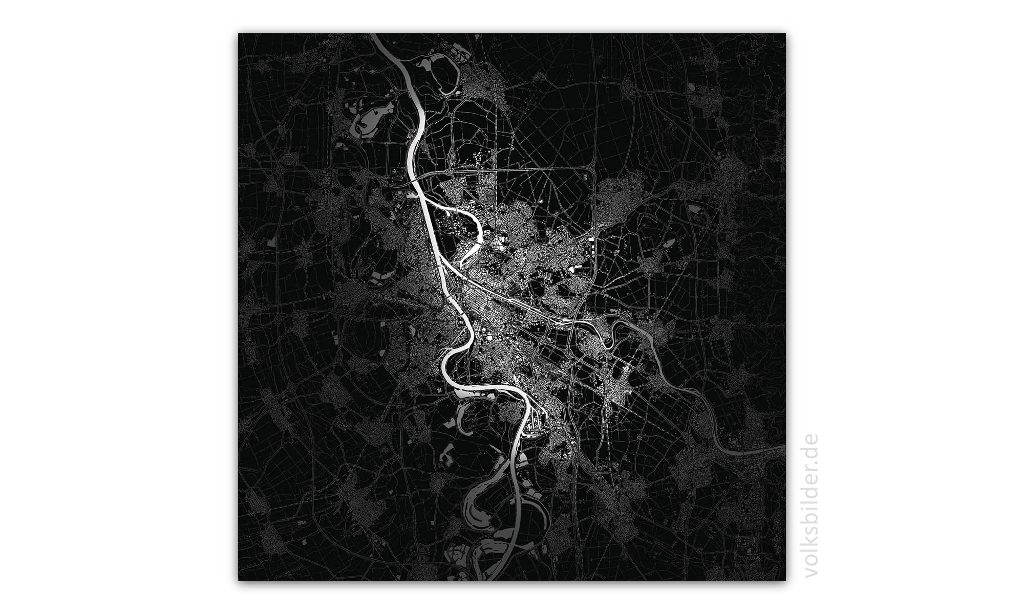 Ein quadratisches Wandbild. Es zeigt eine Karte vom Stadtgebiet von Mannheim und der näheren Umgebung. Karteninhalte wie Straßen, Gebäude und Gewässer sind weiß dargestellt vor tiefschwarzem Hintergrund.